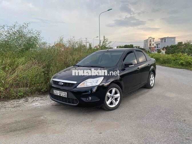 Ford Focus 2010 1.8 MT - 180000 km