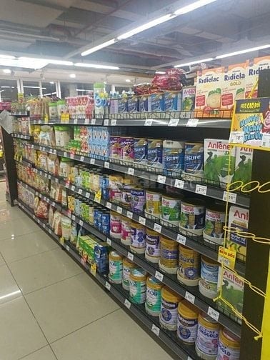 Tuyển lao động phổ thông Nam/Nữ bán hàng và tạp vụ tại cửa hàng 