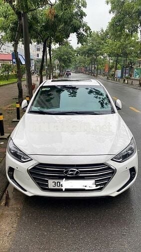 CHÍNH CHỦ bán xe elantra 2.0 AT
