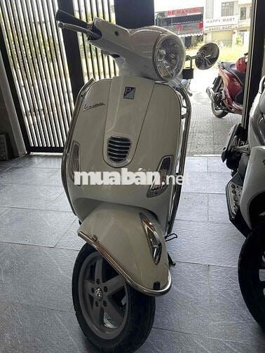 Bán xe vespa LX đời 2013 xe nữ đi còn mới chưa hyw
