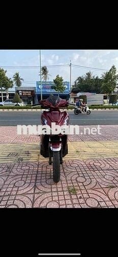 Cần bán Honda Air Blade 150 ABS màu đỏ