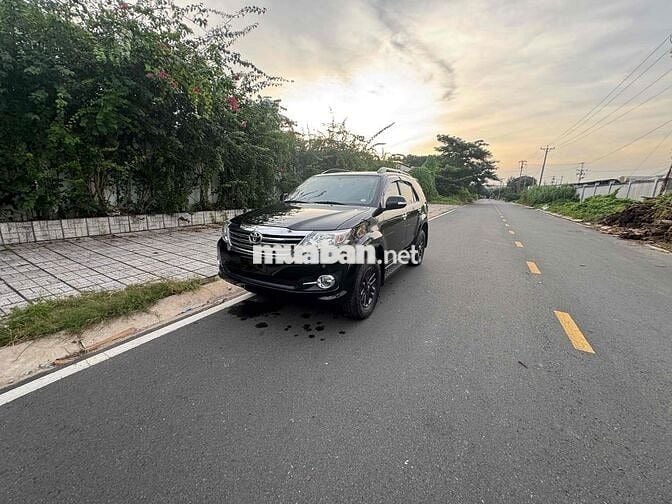 Toyota Fortuner 2015 2.7V 4x2 - 138000 km