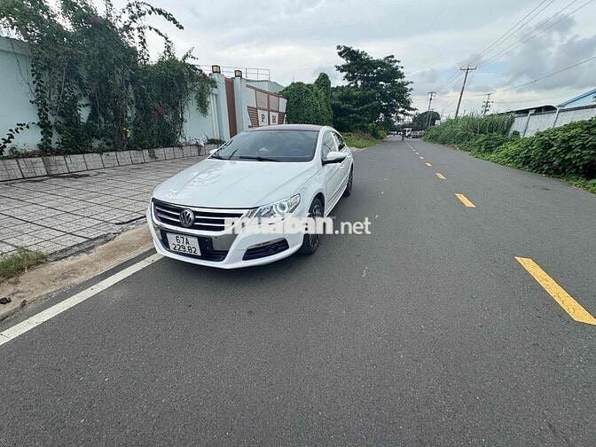 Volkswagen Passat 2010 2.0 AT - 100000 km