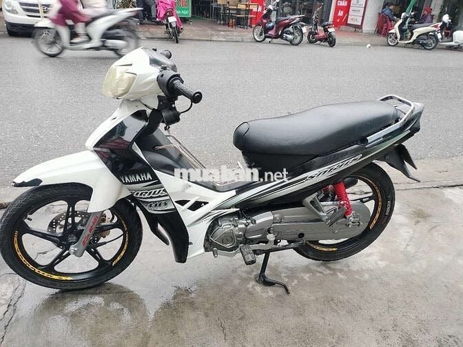Yamaha Sirius