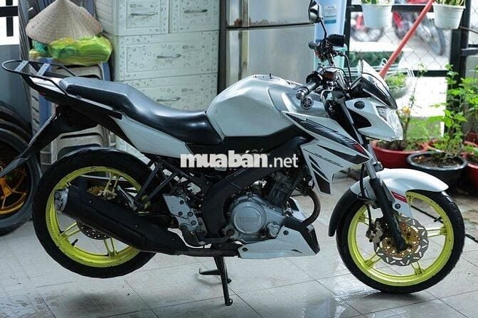 Fz150i cần bán
