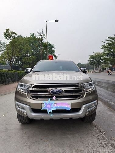 Ford Everest 2016 Titanium 2.2L 4x2 AT - 122000 km