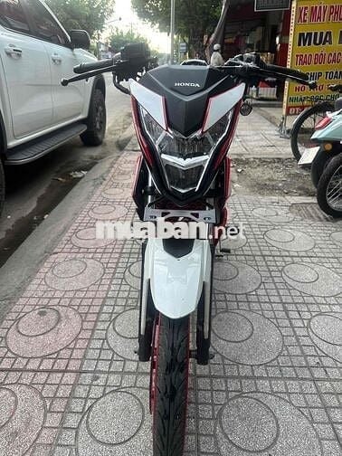 cần bán sonic đời 2020 xe đẹp máy zin