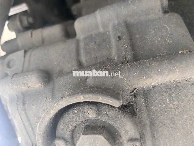 cần bán ex 135 máy móc zin êm áo zin vài chỗ nứt