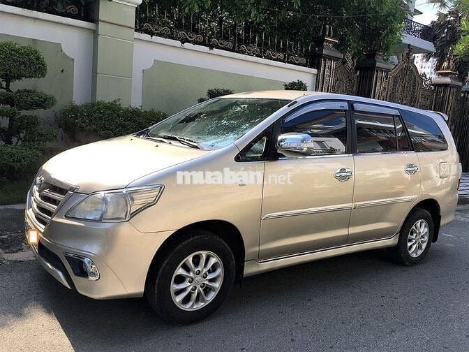 Bán xe nhà INNOVA 2015 E chính chủ còn Zin: 287tr