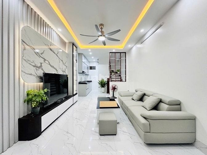 Một Căn Duy Nhất Còn Sót Ngọc Thụy - Ngõ Nông - 5 Tầng - 3 Ngủ - 6 Tỷ