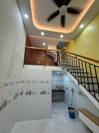 Cho thuê nhà nguyên căn đường Trần Hưng Đạo, PHường Cầu Kho, Quận 1