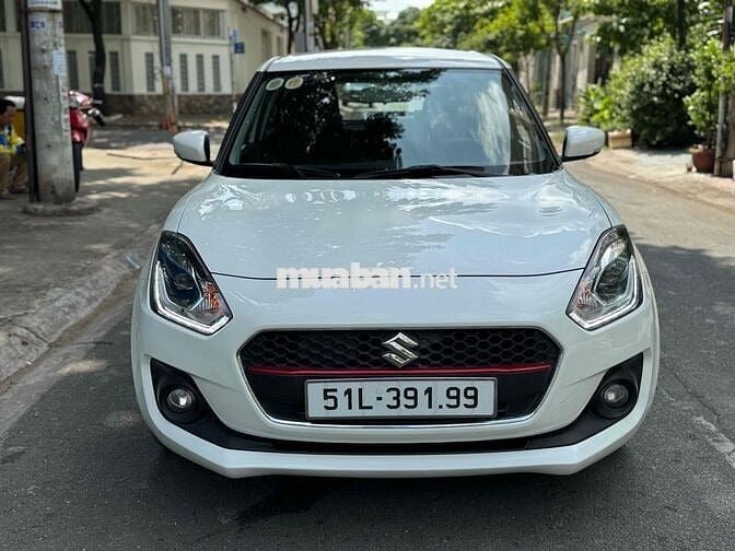 Suzuki Swift 2018 GLX 1.2 AT - 27000 km