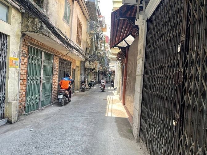 Cần bán lô đất 37m chỉ 50m ra phố Minh Khai - lô góc - oto - sổ vuông 