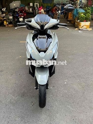 Air blade 160