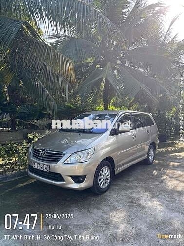 Toyota Innova 2013 số tự động . xe đẹp