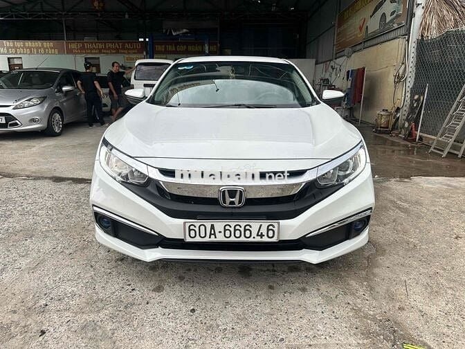Honda Civic 2019 1.8 E - 90000 km Một Chủ Mua Mới