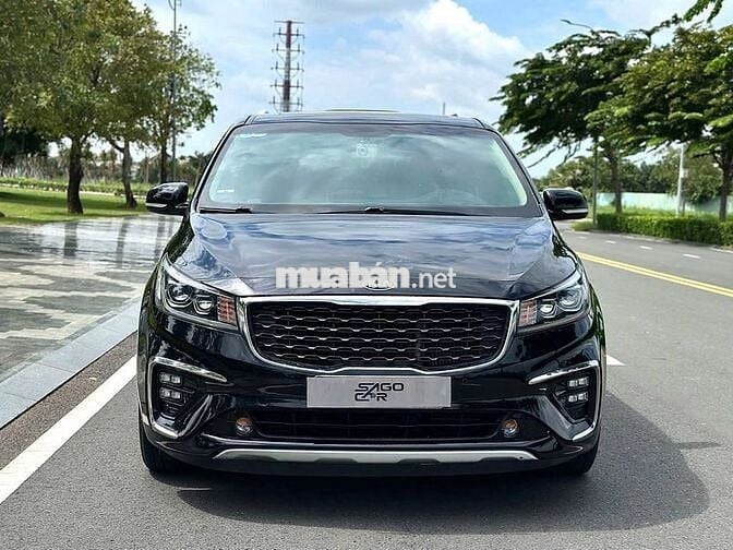 Kia Sedona 2019 2.2 DAT Luxury - 90000 km