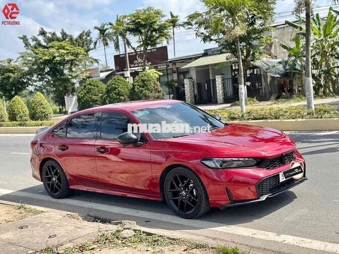 CIVIC RS 2025, ODO: CHỈ 5.000KM, NHƯ MỚI 99%