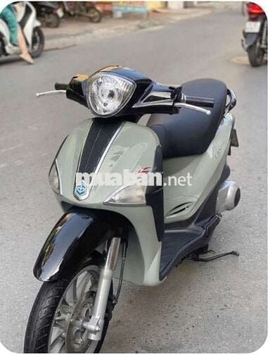 Đổi xe mới cần bán lại cho người dùng