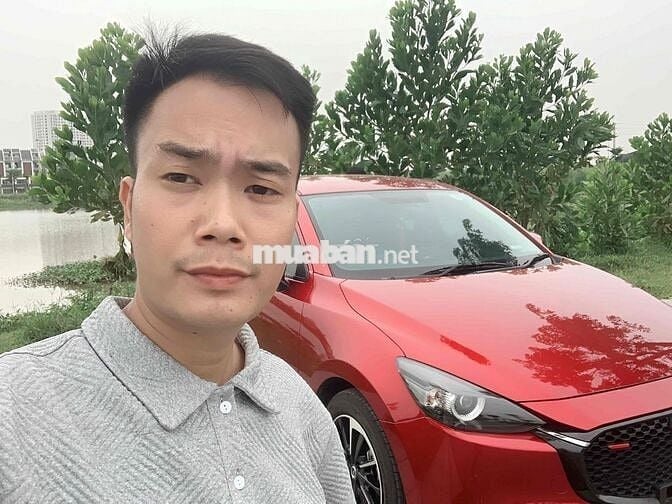 Mazda 2 2024 Luxury - 5000 km