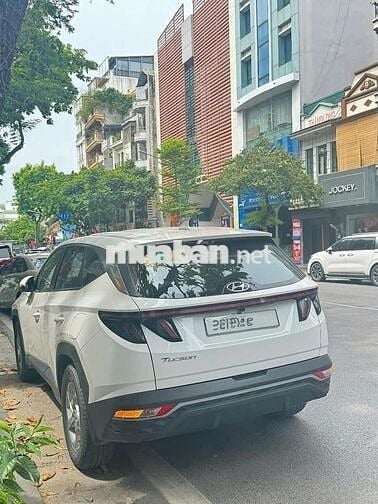 2022 2.0 Xăng tiêu chuẩn - 33000 km
