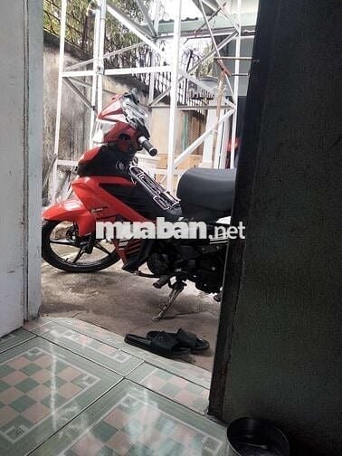 Xe cho học sinh sinh viên