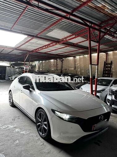 Chính chủ - Mazda 3 2.0 Sport Signature Premium 21