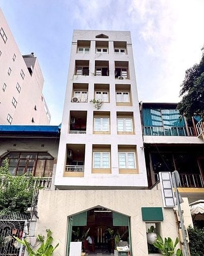 Bán khách sạn trung tâm Quận 1, 17 phòng, hợp đồng thuê lâu dài