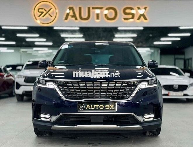 Kia Carnival 2024 2.2D Signature Lướt: 7500 km