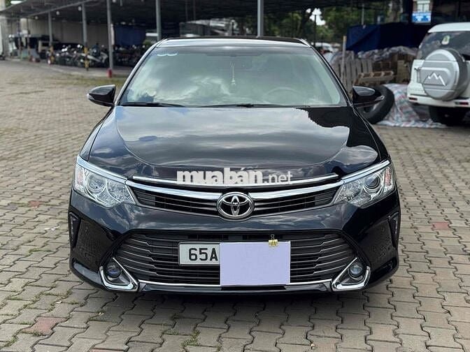 Toyota Camry 2015 2.5Q - 60000 km