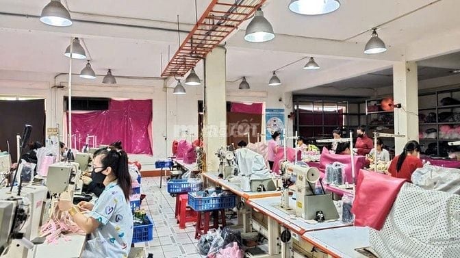 KENTO SHOES Tuyển 10 thợ may giày dép lương cao làm tại Bình Tân 