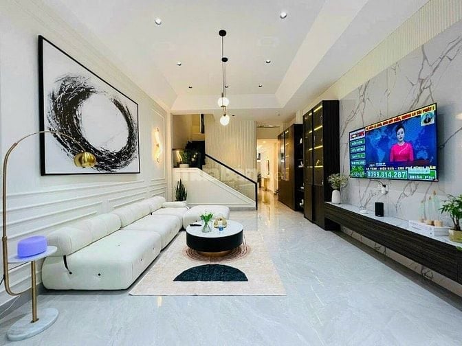 Nhà 3 Lầu Mới Xây DT 4,5X18M Mặt Tiền Chợ Bà Hom Cũ, Đg Tỉnh Lộ 10