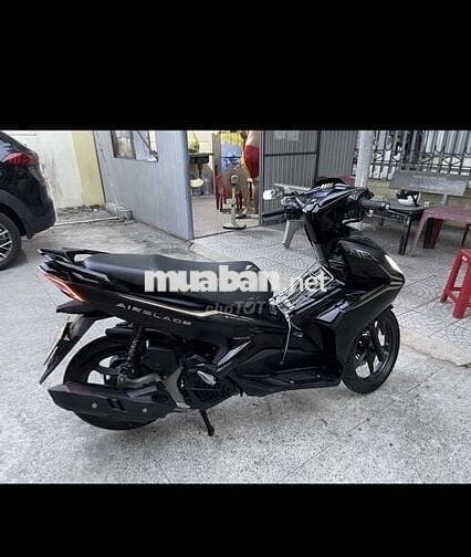 Cần bán xe ab 125 đang đi , hồ sơ cầm tay