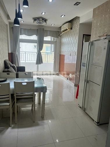 Ấm cúng, tiện nghi: Căn hộ 2PN, 65m² Âu Cơ Tower, nhà mới, giá 3.15 tỷ