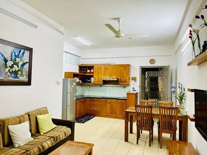 Cho thuê căn hộ CC Gia Phú 2 PN +balcon, giá 7tr/tháng full nội thất