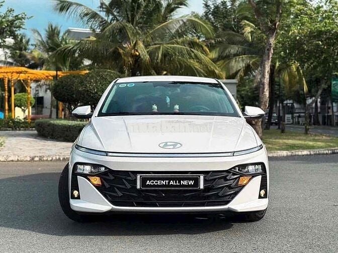 Accent Số Tự Động 2025 Tặng 50% Thuế Trước Bạ