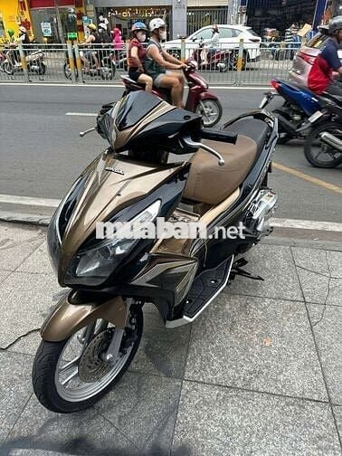 Honda air blade 2014 mới 90% Bstp chính chủ
