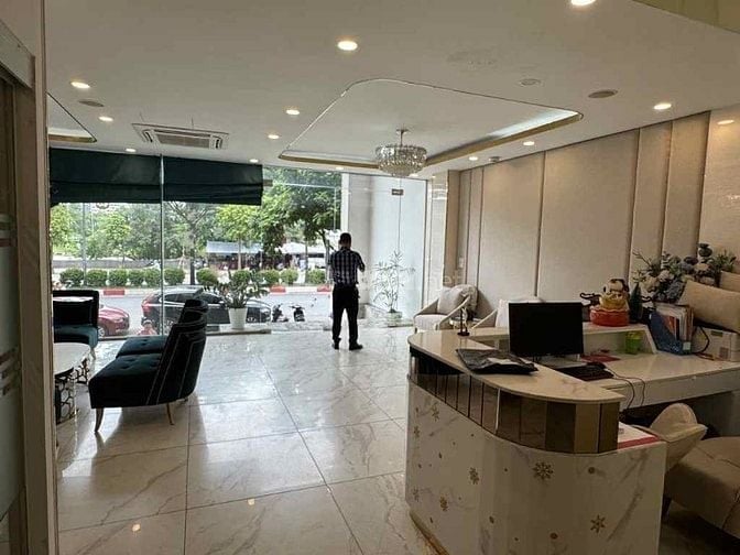 Bán toà văn phòng mặt phố VIP Phường Cầu Giấy 120m2 – 10 tầng – Mặt ti