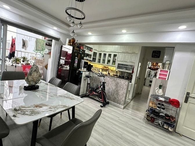 Bán gấp: Căn hộ 3PN, 90m² Bàu Cát II, Lô A, giá chỉ 4.8 tỷ!