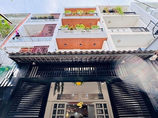 Bán nhà chính chủ ngang 4,5x15m trục đường nguyễn văn khối p8 gv