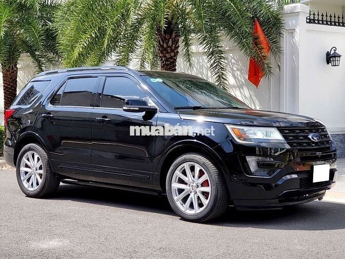 Explorer Limited EcoBoost bản Captain Seat