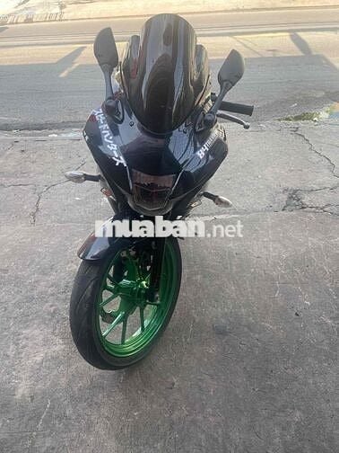 zủuki GSX-R150