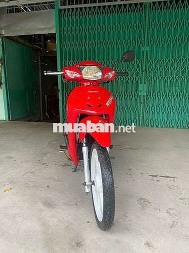 Wave 50 học sinh.