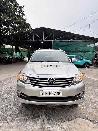 Toyota Fortuner 2015 2.5G - 140000 km