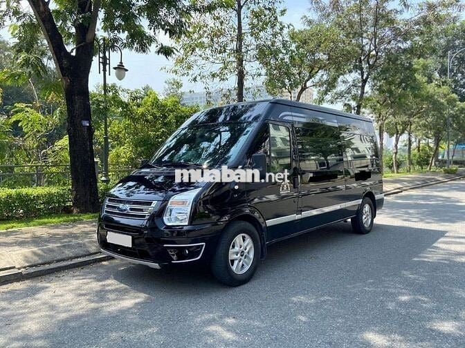 Bán xe Ford Transit 2021 Limousine màu đen
