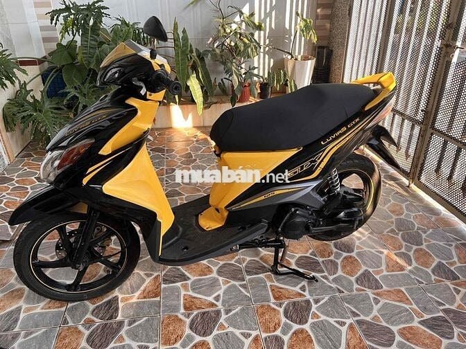 tay ga luvias máy êm ái , ae đổ xăng đi