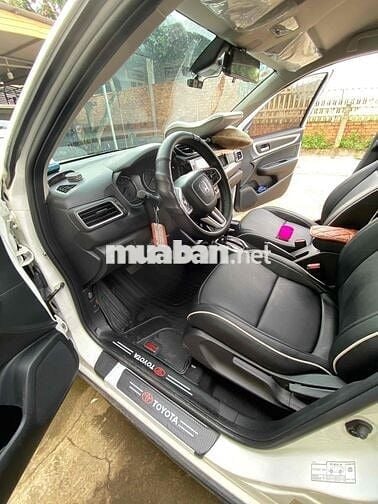 Honda BR-V 2024 G - 4000 km