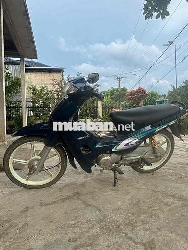 mua về đổ xăng là chạy