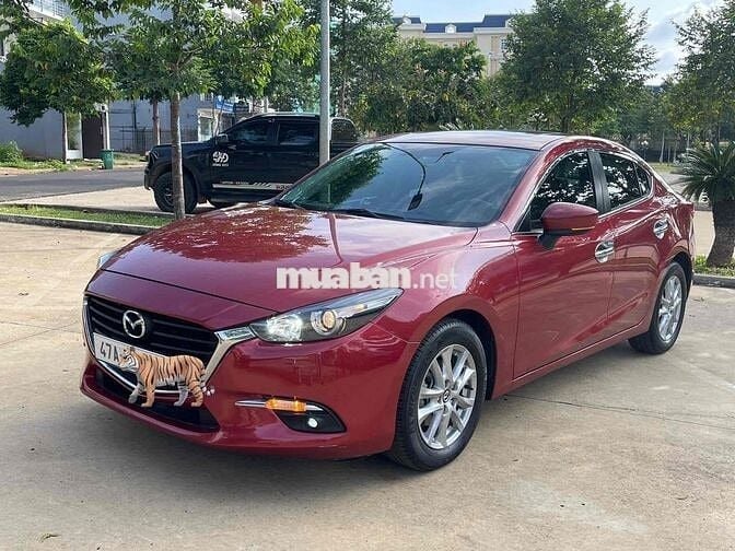 Mazda 3 2017 1.5 AT Sedan - 60000 km