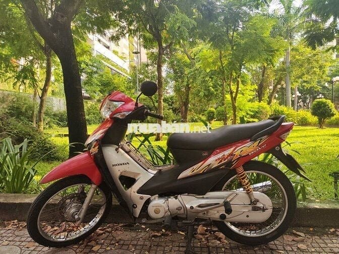WAVE RS RIN CHƯA RỚT ĐẦU NỒI CÔNG CHỨNG SANG TÊN